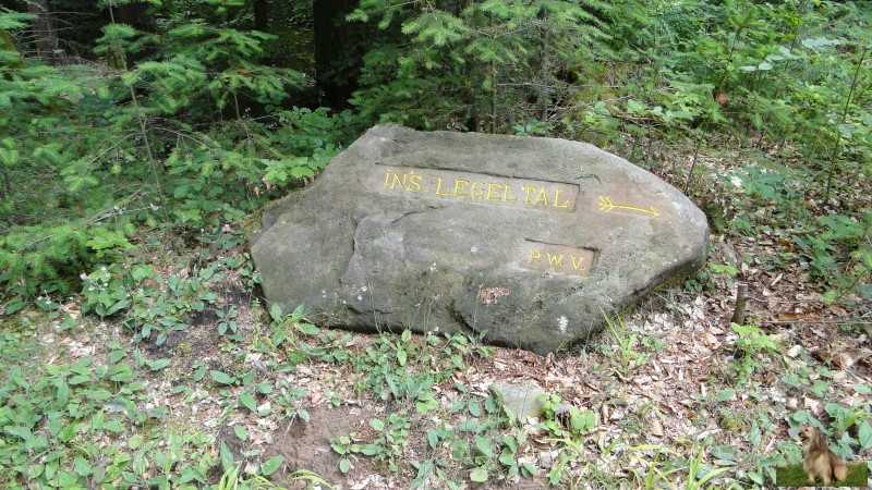 Ritterstein Nr. 130-3b In's Legeltal.JPG - Ritterstein Nr.130  In's Legeltal                               